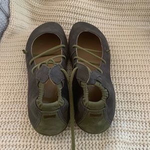 Size 38 never worn Campers.